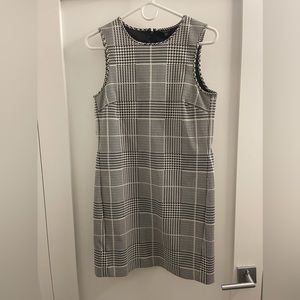 Theory Shift Dress - White/Black printed (Size 4)